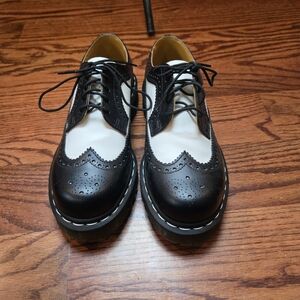Dr Doc Martens Brogue Wingtip Shoes Men's Size 7
